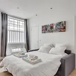 163 Suite Carole 3 BDR souplex Central Paris